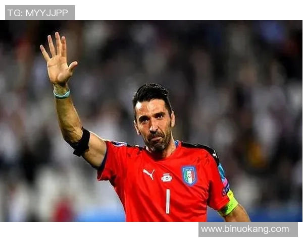 最强拦截足球明星盘点他们的传奇表现与精彩瞬间