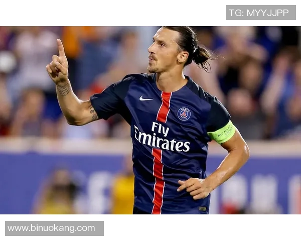 足球明星伊布拉与对手冲突引发热议视频曝光引发球迷讨论